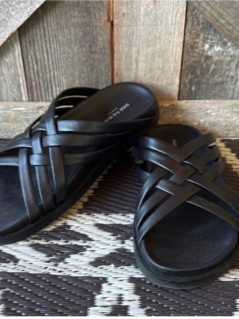 Shoe the Bear black leather slide sandals